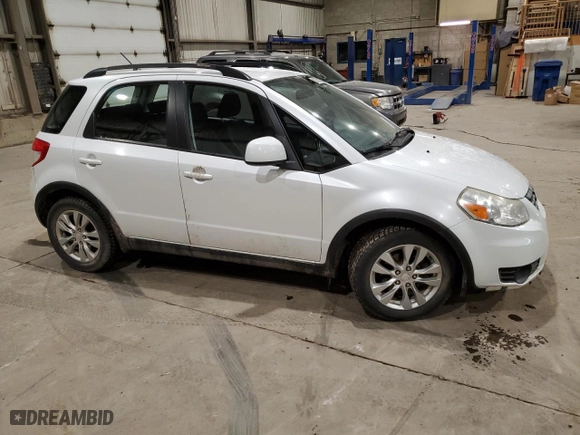 2013 Suzuki SX4 Crossover with VIN JS2YB5A30D6102684, listed as a Copart auction lot 88725715 with 104,023 mi miles and Salvage Title. Bid and sale history available at carsss.com. Image 4.