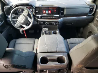 2023 GMC Sierra 1500 Elevation z VIN 3GTUUCE89PG326536, wystawiony jako Copart lot #49382434 z przebiegiem 20 359 mil mil oraz Szkoda całkowita • Salvage title. Historia ofert i sprzedaży dostępna na DreamBid. Obrazek 8.