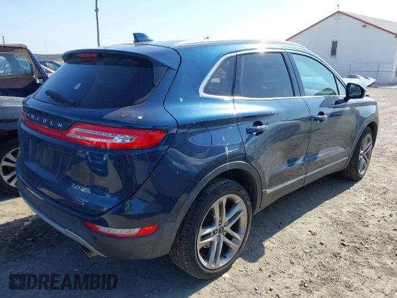 2015 Lincoln MKC z VIN 5LMCJ2A94FUJ44907, wystawiony jako IAAI lot #41772671 z przebiegiem 173 242 mil mil oraz . Historia ofert i sprzedaży dostępna na DreamBid. Obrazek 4.
