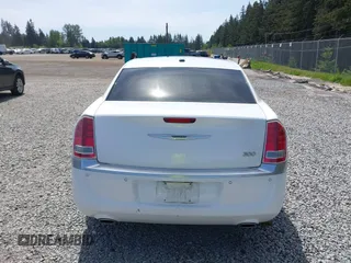2012 Chrysler 300 Limited z VIN 2C3CCACGXCH232645, wystawiony jako IAAI lot #42214043 z przebiegiem 131 934 mil mil oraz . Historia ofert i sprzedaży dostępna na DreamBid. Obrazek 17.
