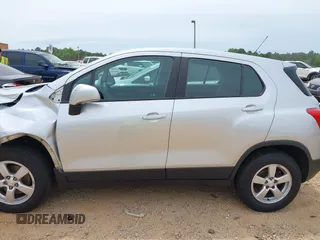 2016 Chevrolet Trax LS z VIN KL7CJNSB3GB759579, wystawiony jako IAAI lot #42212920 z przebiegiem 112 493 mil mil oraz . Historia ofert i sprzedaży dostępna na DreamBid. Obrazek 13.
