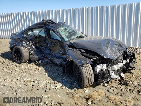 2025 BMW M3 Competition xDrive z VIN WBS33HJ03SFT87704, wystawiony jako Copart lot #77317434 z przebiegiem Nie podano mil oraz Szkoda całkowita • Salvage title. Historia ofert i sprzedaży dostępna na DreamBid. Obrazek 4.