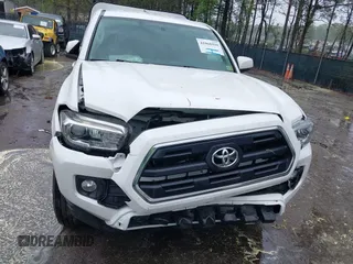 2016 Toyota Tacoma SR with VIN 5TFRX5GN9GX065061, listed as a IAAI auction lot 41960350 with 190,863 mi miles and . Bid and sale history available at carsss.com. Image 10.