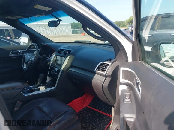 2014 Ford Explorer Sport with VIN 1FM5K8GT2EGC04825, listed as a IAAI auction lot 42676111 with 183,023 mi miles and . Bid and sale history available at DreamBid. Image 5.