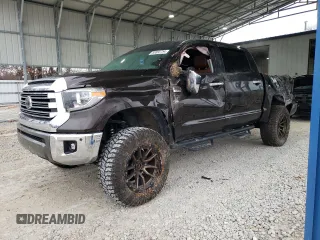 2018 Toyota Tundra SR5 with VIN 5TFAW5F15JX742032, listed as a Copart auction lot 83855754 with 82,476 mi miles and Salvage title. Bid and sale history available at DreamBid. Image 1.