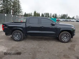 2024 Chevrolet Colorado 4WD Z71 with VIN 1GCPTDEK5R1196760, listed as a IAAI auction lot 41805734 with 5,252 mi miles. Bid and sale history available at carsss.com. Image 13.