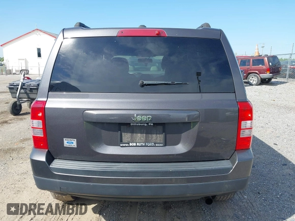 2017 Jeep Patriot Sport z VIN 1C4NJPBB1HD172598, wystawiony jako IAAI lot #42209949 z przebiegiem 65 560 mil mil oraz . Historia ofert i sprzedaży dostępna na DreamBid. Obrazek 16.
