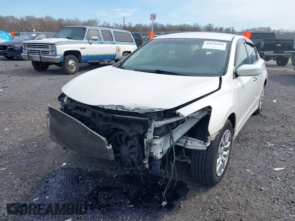 2015 Nissan Altima 2.5 S with VIN 1N4AL3APXFC212782, listed as a IAAI auction lot 41838104 with 109,010 mi miles. Bid and sale history available at carsss.com. Image 6.