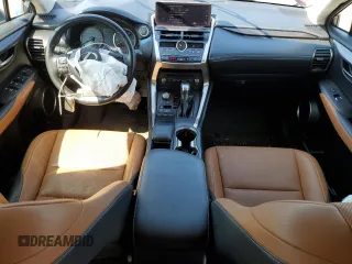 2019 Lexus NX 300 z VIN JTJBARBZ2K2208634, wystawiony jako Copart lot #53645675 z przebiegiem 49 198 mil mil oraz Szkody całkowita. Historia ofert i sprzedaży dostępna na DreamBid. Obrazek 8.
