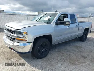 2018 Chevrolet Silverado 1500 LT with VIN 1GCRCREC5JZ138622, listed as a IAAI auction lot 41631828 with Not Provided miles and . Bid and sale history available at DreamBid. Image 17.