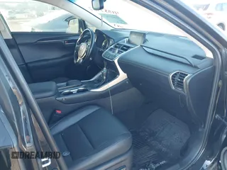 2017 Lexus NX 200t z VIN JTJBARBZ4H2119298, wystawiony jako IAAI lot #41857767 z przebiegiem 74 692 mil mil oraz . Historia ofert i sprzedaży dostępna na DreamBid. Obrazek 5.