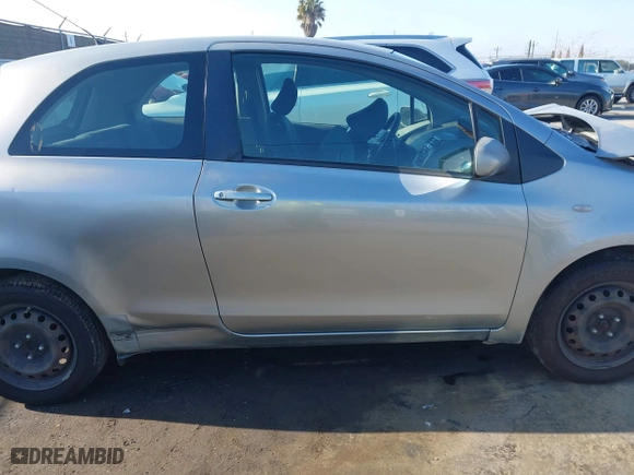 2008 Toyota Yaris with VIN JTDJT923885191561, listed as a IAAI auction lot 42018083 with 228,090 mi miles. Bid and sale history available at carsss.com. Image 14.