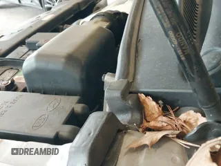 2007 Hyundai Entourage GLS с VIN KNDMC233576018334, выставлен на аукционе IAAI как лот 42302468 с пробегом 183 557 миль миль и . История ставок и продаж доступна на DreamBid. Изображение 12.