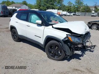 2020 Jeep Compass Latitude с VIN 3C4NJDBB2LT131916, выставлен на аукционе IAAI как лот 42133219 с пробегом 58 211 миль миль и . История ставок и продаж доступна на DreamBid. Изображение 1.