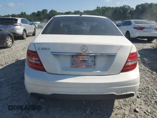 2013 Mercedes-Benz C 250 Sport с VIN WDDGF4HB3DA772525, выставлен на аукционе Copart как лот 64951505 с пробегом 194 281 миль миль и Чистый • Clean title. История ставок и продаж доступна на DreamBid. Изображение 7.