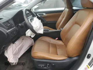 2012 Lexus CT 200h с VIN JTHKD5BH6C2092316, выставлен на аукционе Copart как лот 80528014 с пробегом 196 154 миль миль и Списание • Salvage title. История ставок и продаж доступна на DreamBid. Изображение 7.