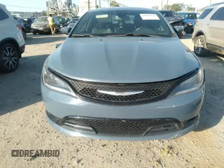 2015 Chrysler 200 S with VIN 1C3CCCBB4FN559992, listed as a IAAI auction lot 40540938 with 117,298 mi miles. Bid and sale history available at carsss.com. Image 12.