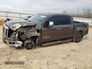 2017 Nissan Titan SV with VIN 1N6AA1E53HN502475, listed as a Copart auction lot 43522735 with 116,750 mi miles and Salvage Title. Bid and sale history available at DreamBid. Image 1.