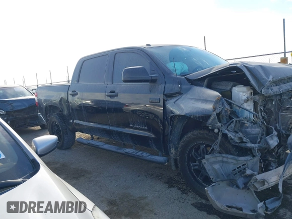 2017 Toyota Tundra 2WD SR5 with VIN 5TFEW5F13HX218518, listed as a IAAI auction lot 41281997 with 111,333 mi miles. Bid and sale history available at carsss.com. Image 13.
