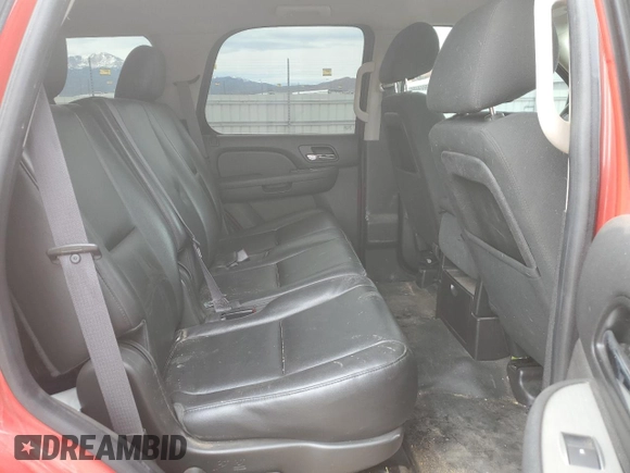 2013 Chevrolet Tahoe Commercial z VIN 1GNSK2E02DR137621, wystawiony jako Copart lot #50389015 z przebiegiem 66 457 mil mil oraz Szkoda całkowita • Salvage title. Historia ofert i sprzedaży dostępna na DreamBid. Obrazek 10.