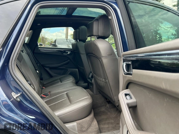 2015 Porsche Macan S with VIN WP1AB2A55FLB54214, listed as a Copart auction lot 56436285 with 157,439 mi miles and Clean Title. Bid and sale history available at DreamBid. Image 6.