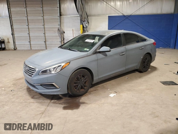 2017 Hyundai Sonata 2.4L z VIN 5NPE24AF4HH492833, wystawiony jako Copart lot #54336935 z przebiegiem 123 151 mil mil oraz Szkoda całkowita • Salvage title. Historia ofert i sprzedaży dostępna na DreamBid. Obrazek 1.