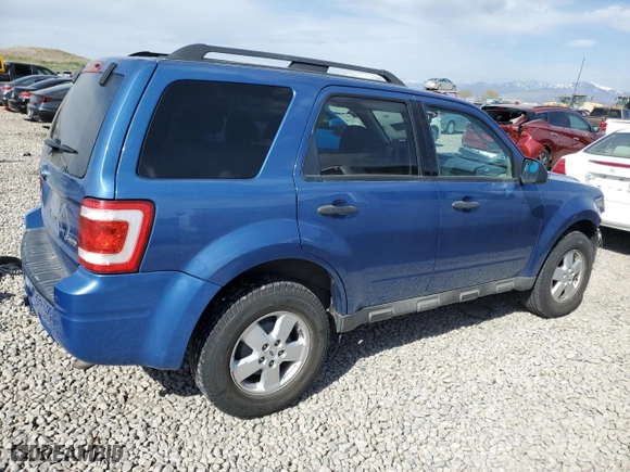 2009 Ford Escape XLT with VIN 1FMCU93G59KC45775, listed as a Copart auction lot 52766585 with 213,423 mi miles and Salvage Title. Bid and sale history available at carsss.com. Image 3.