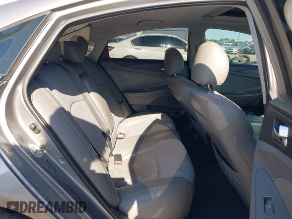2013 Hyundai Sonata Limited with VIN 5NPEC4AC5DH676109, listed as a IAAI auction lot 41993081 with 290,920 mi miles and . Bid and sale history available at carsss.com. Image 8.