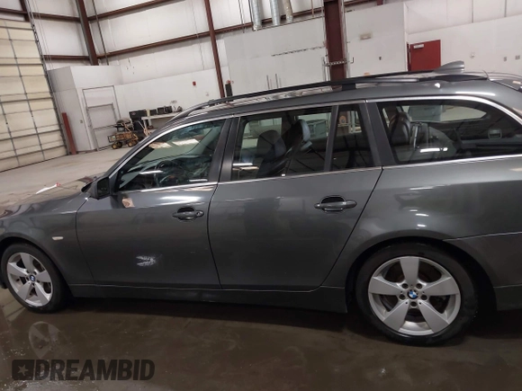 2006 BMW 5 Series 530xi with VIN WBANN73566CN03558, listed as a IAAI auction lot 41923990 with 122,366 mi miles and . Bid and sale history available at carsss.com. Image 14.