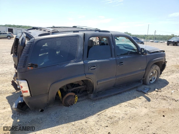 2000 Chevrolet New Tahoe LT with VIN 1GNEK13T8YJ184113, listed as a Copart auction lot 88200825 with 0 mi miles and Salvage Title. Bid and sale history available at carsss.com. Image 3.