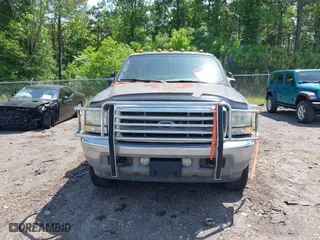 2002 Ford Super Duty F-250 XL with VIN 1FTNW21F92EB84282, listed as a IAAI auction lot 41925830 with 351,610 mi miles. Bid and sale history available at carsss.com. Image 6.