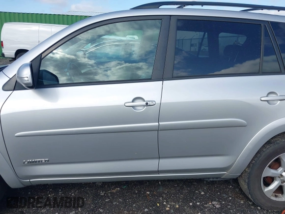 2011 Toyota RAV4 Ltd with VIN 2T3YF4DV9BW082503, listed as a IAAI auction lot 41810414 with 172,125 mi miles. Bid and sale history available at carsss.com. Image 14.