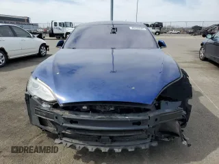 2015 Tesla Model S 85D with VIN 5YJSA1E27FF108017, listed as a Copart auction lot 45326545 with 119,065 mi miles and Salvage Title. Bid and sale history available at carsss.com. Image 5.
