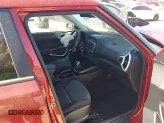 2021 Kia Soul LX with VIN KNDJ23AU6M7755006, listed as a IAAI auction lot 41817038 with 69,262 mi miles. Bid and sale history available at carsss.com. Image 5.