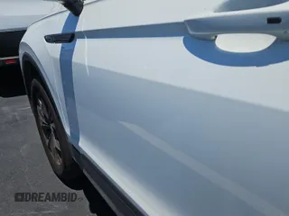 2024 Volkswagen Tiguan SE z VIN 3VV3B7AX3RM105123, wystawiony jako IAAI lot #42796460 z przebiegiem 36 543 mil mil oraz . Historia ofert i sprzedaży dostępna na DreamBid. Obrazek 2.