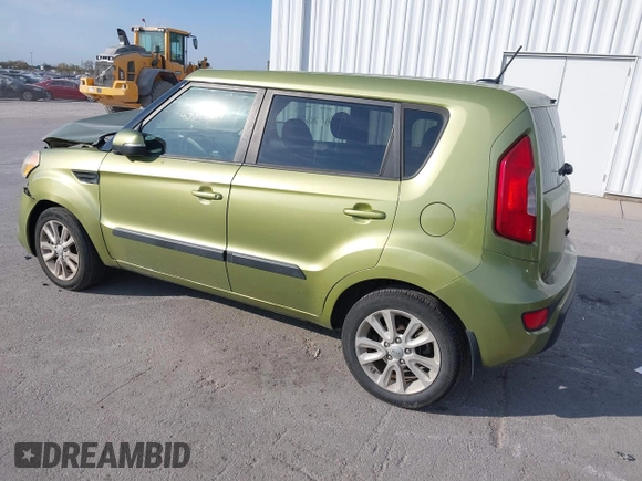 2013 Kia Soul ! with VIN KNDJT2A64D7492006, listed as a IAAI auction lot 40678639 with 56,120 mi miles. Bid and sale history available at carsss.com. Image 3.