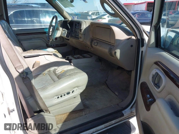 2000 Cadillac Escalade with VIN 1GYEK13R9YR149637, listed as a IAAI auction lot 41599887 with 206,835 mi miles and . Bid and sale history available at DreamBid. Image 5.