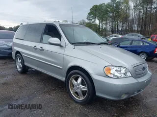 2004 Kia Sedona LX with VIN KNDUP131246567448, listed as a IAAI auction lot 41842992 with 231,424 mi miles. Bid and sale history available at carsss.com. Image 1.