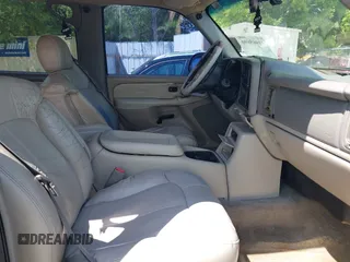 2001 Chevrolet Tahoe LS with VIN 1GNEK13T11R220134, listed as a IAAI auction lot 41965690 with 265,403 mi miles. Bid and sale history available at carsss.com. Image 5.