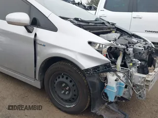 2010 Toyota Prius II with VIN JTDKN3DU5A0050385, listed as a IAAI auction lot 41442576 with 107,717 mi miles. Bid and sale history available at carsss.com. Image 6.