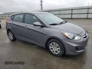 2013 Hyundai Accent GL with VIN KMHCT5AE8DU121879, listed as a Copart auction lot 48622275 with 91,443 mi miles and Clean Title. Bid and sale history available at carsss.com. Image 4.