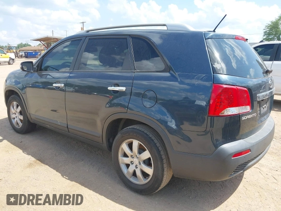 2011 Kia Sorento LX with VIN 5XYKT4A19BG102196, listed as a IAAI auction lot 42107811 with 353,665 mi miles. Bid and sale history available at carsss.com. Image 3.