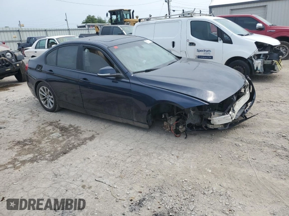 2016 BMW 3 Series 320i z VIN WBA8A9C50GK622573, wystawiony jako Copart lot #60071865 z przebiegiem Nie podano mil oraz Czysty tytuł • Clean title. Historia ofert i sprzedaży dostępna na DreamBid. Obrazek 4.