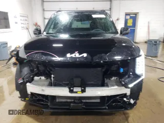 2024 Kia EV9 GT-Line with VIN KNDAEFS58R6021920, listed as a Copart auction lot 87804715 with 17,047 mi miles and Salvage Title. Bid and sale history available at carsss.com. Image 5.