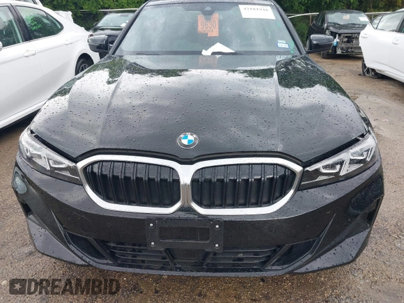 2025 BMW 3 Series 330i with VIN 3MW69CW01S8E99275, listed as a IAAI auction lot 42181948 with 11,983 mi miles and . Bid and sale history available at carsss.com. Image 6.