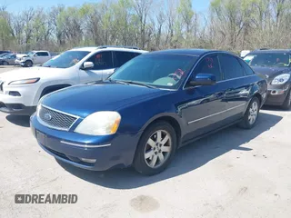 2005 Ford Five Hundred SEL with VIN 1FAFP24125G155321, listed as a IAAI auction lot 41934148 with 268,741 mi miles. Bid and sale history available at carsss.com. Image 2.
