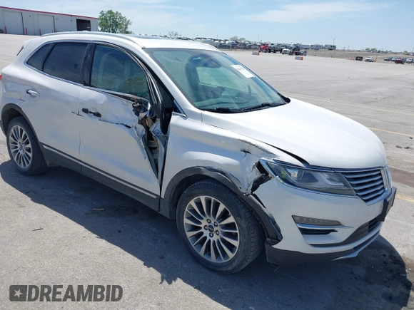 2017 Lincoln MKC Reserve with VIN 5LMTJ3DH6HUL13417, listed as a IAAI auction lot 42231525 with 150,762 mi miles and . Bid and sale history available at DreamBid. Image 6.