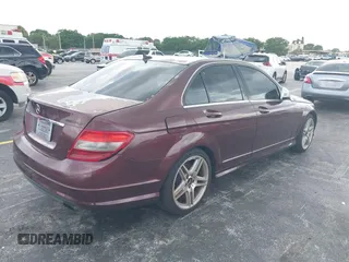 2008 Mercedes-Benz C 300 Sport z VIN WDDGF54X88F064819, wystawiony jako IAAI lot #39808674 z przebiegiem Nie podano mil oraz . Historia ofert i sprzedaży dostępna na DreamBid. Obrazek 4.