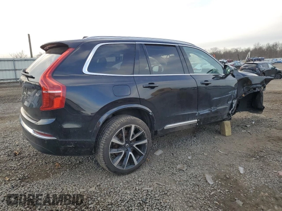 2024 Volvo XC90 Ultimate Bright Theme with VIN YV4062PF5R1185137, listed as a Copart auction lot 45935385 with 15,719 mi miles and Salvage Title. Bid and sale history available at carsss.com. Image 3.