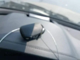 2022 Kia Telluride SX z VIN 5XYP5DHC7NG262332, wystawiony jako IAAI lot #42400373 z przebiegiem 47 580 mil mil oraz . Historia ofert i sprzedaży dostępna na DreamBid. Obrazek 11.